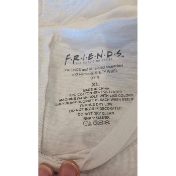 Friends Central Perk Graphic T Shirt White XL Extra Large Tee TV Show - Picture 2 of 7